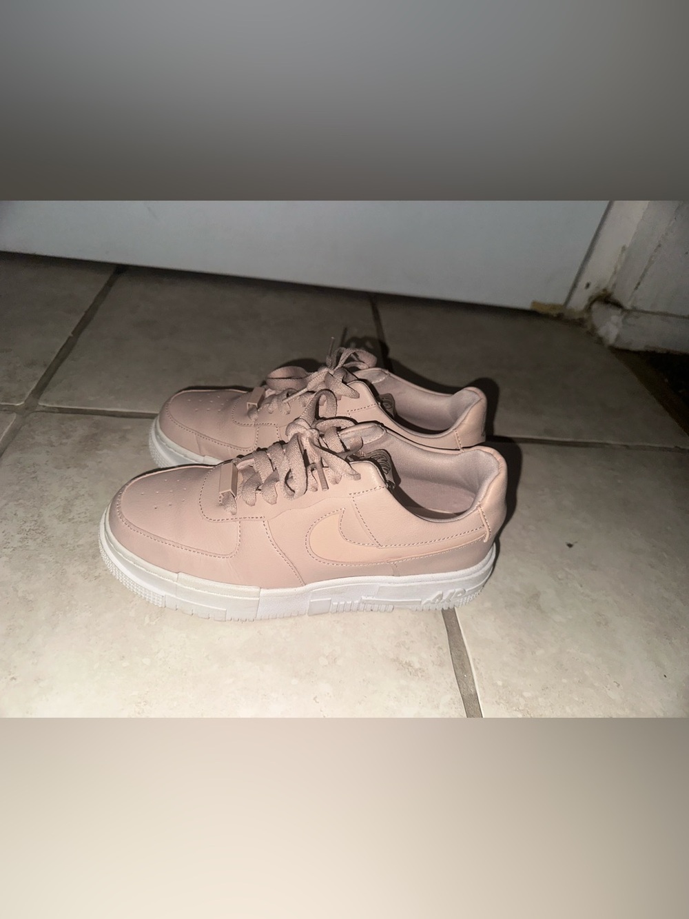 Nike Women's Low-Top Air Force One Sneakers in Light Pink Size 7